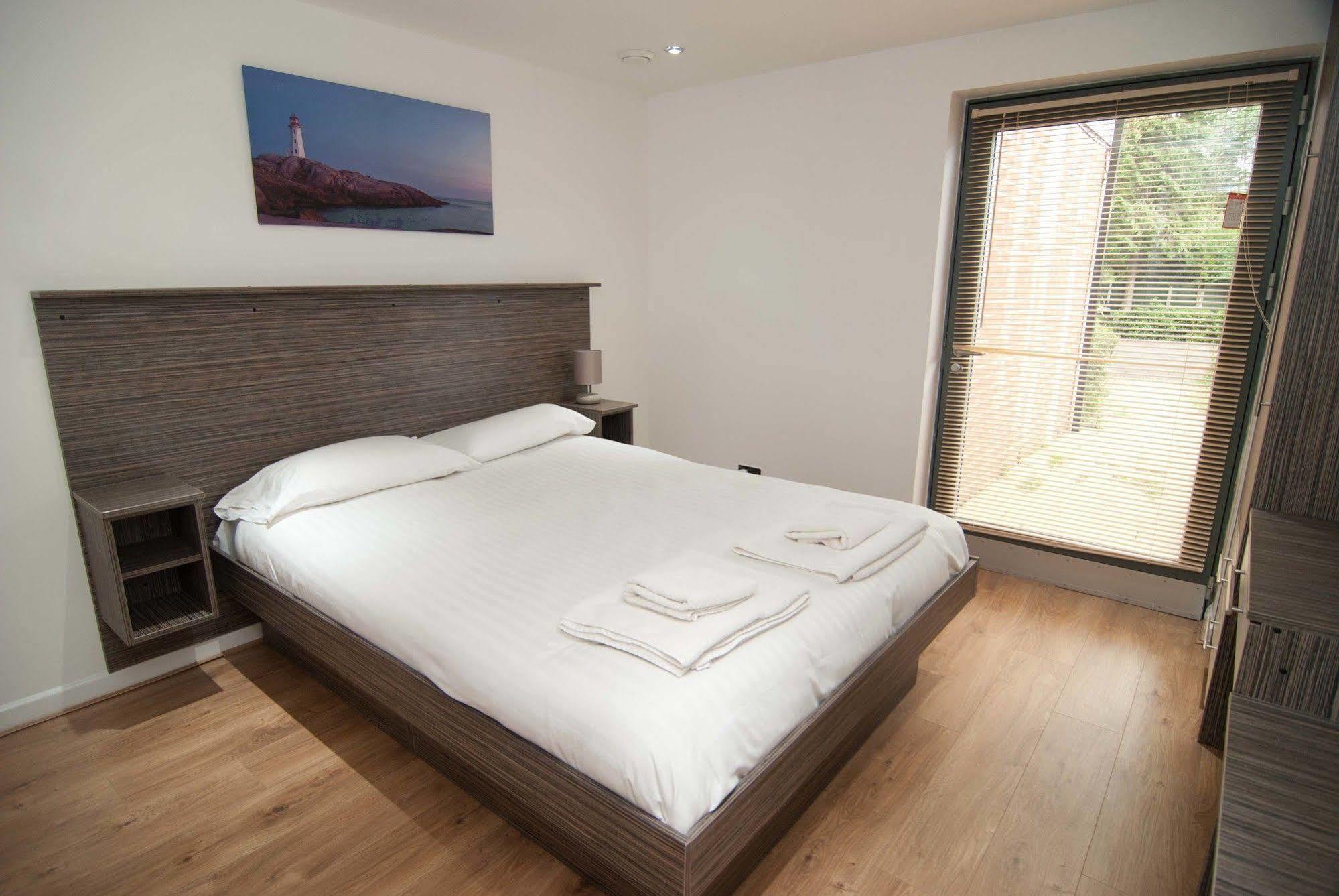 Southampton Serviced Apartments Bagian luar foto
