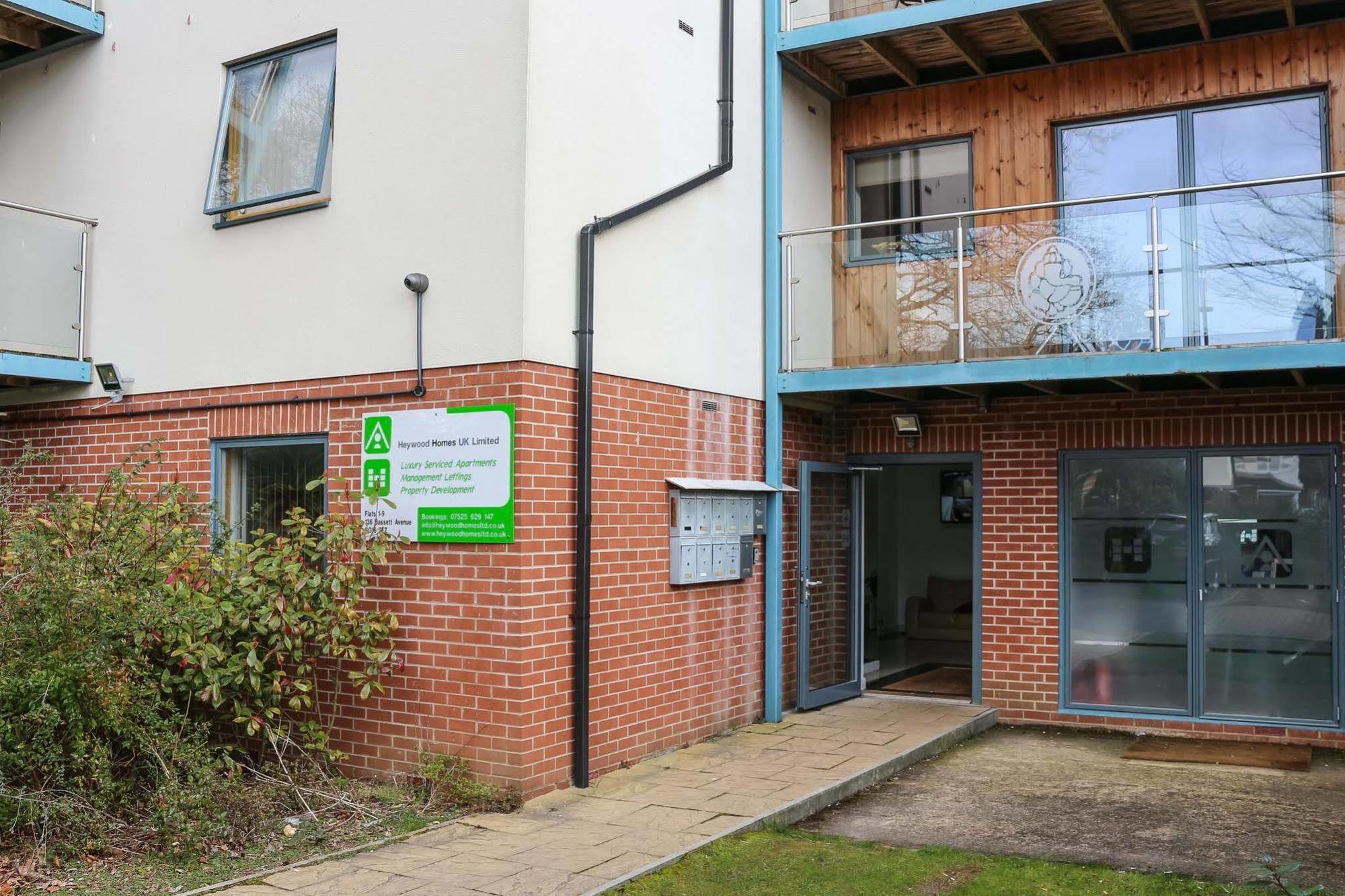 Southampton Serviced Apartments Bagian luar foto