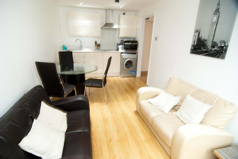 Southampton Serviced Apartments Bagian luar foto